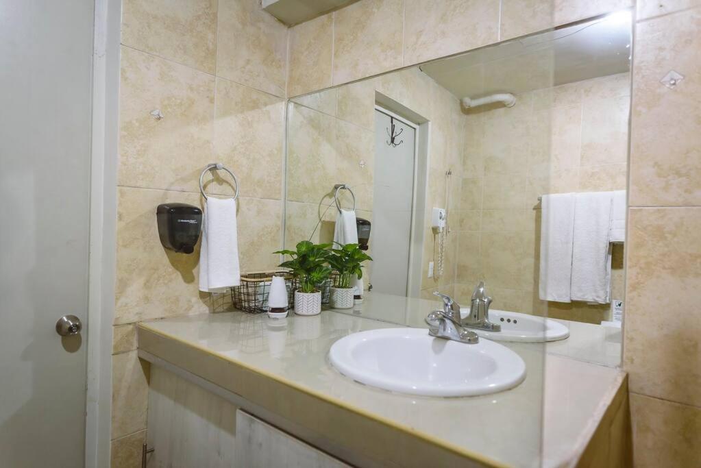 Departamento Comodo Centrico Tv Ac Wifi Cocina Parking, Letra C Ciudad Valles Εξωτερικό φωτογραφία