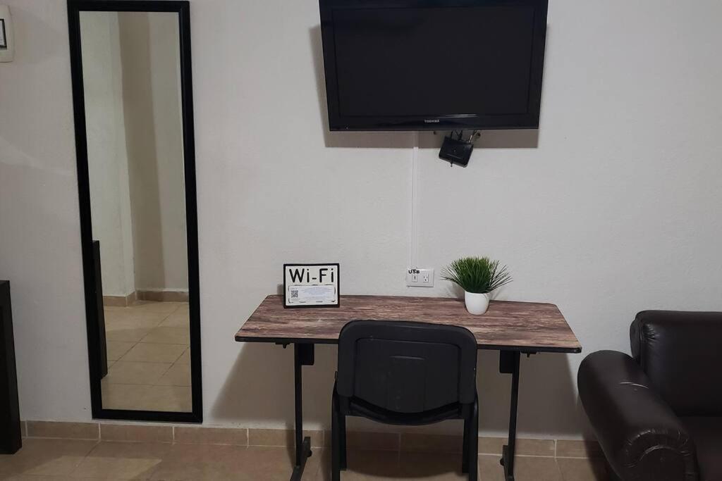 Departamento Comodo Centrico Tv Ac Wifi Cocina Parking, Letra C Ciudad Valles Εξωτερικό φωτογραφία